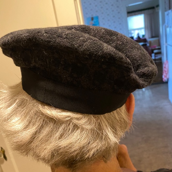 Chanel cap size Large 100% cashmere beanie - Picture 7 of 10